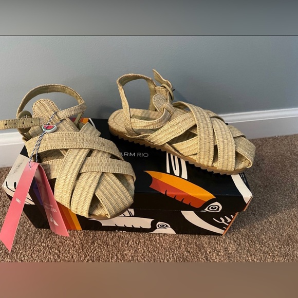 FARM Rio Sandals - Picture 2 of 2